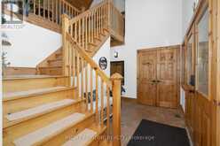 17 BRIDLE PATH | Oro-Medonte Ontario | Slide Image Eight