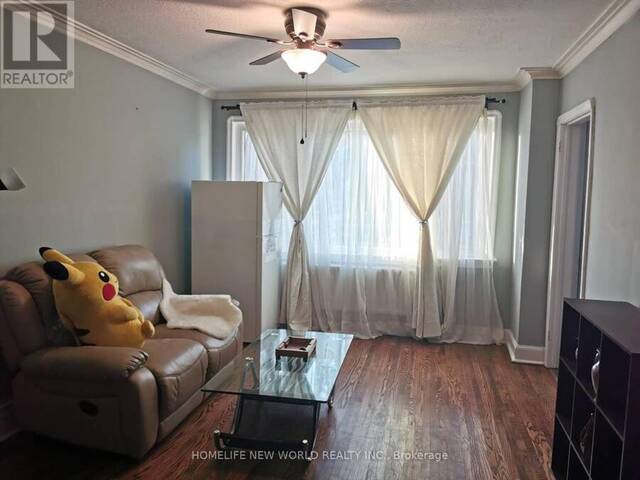 2421 GERRARD STREET E Toronto Ontario, M4E 2G1