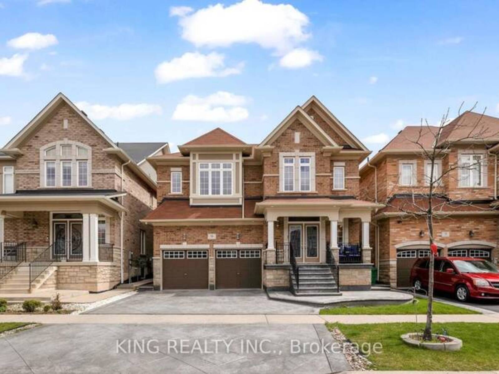 9 MONKTON CIRCLE, Brampton, Ontario L6Y 0X1