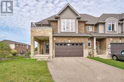 17 PINOT CRESCENT | Hamilton Ontario | Slide Image Two