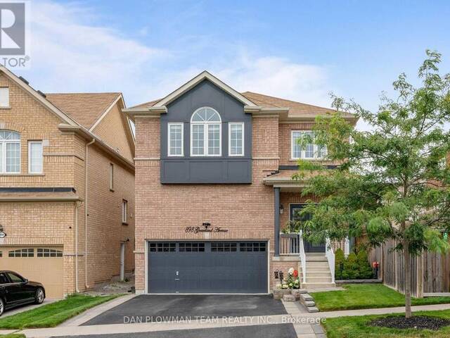 898 GROVELAND AVENUE Oshawa Ontario, L1K 0W1