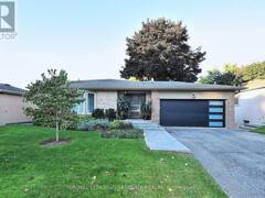 34 WILDROSE CRESCENT E Markham Ontario, L3T 1N5