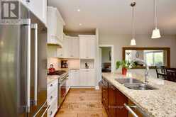 32 LANDSCAPE DRIVE | Oro-Medonte Ontario | Slide Image Nine