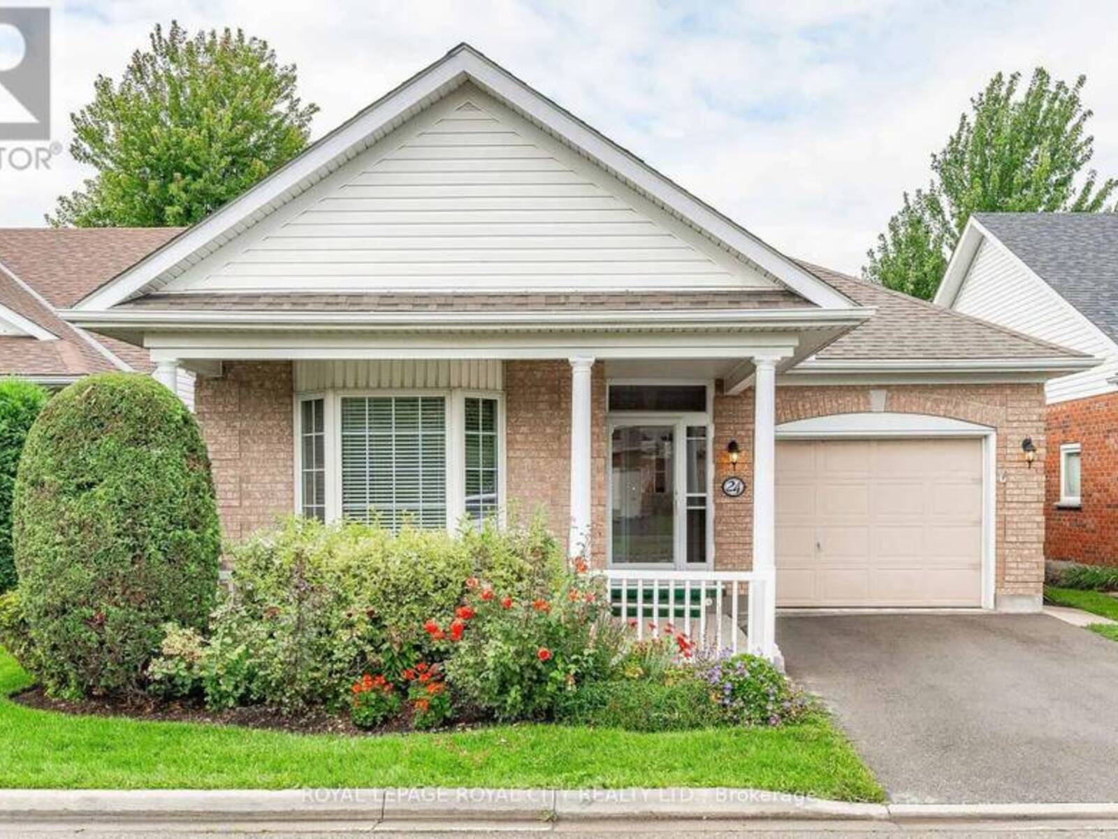 24 BEECHLAWN BOULEVARD, Guelph, Ontario N1G 4X7