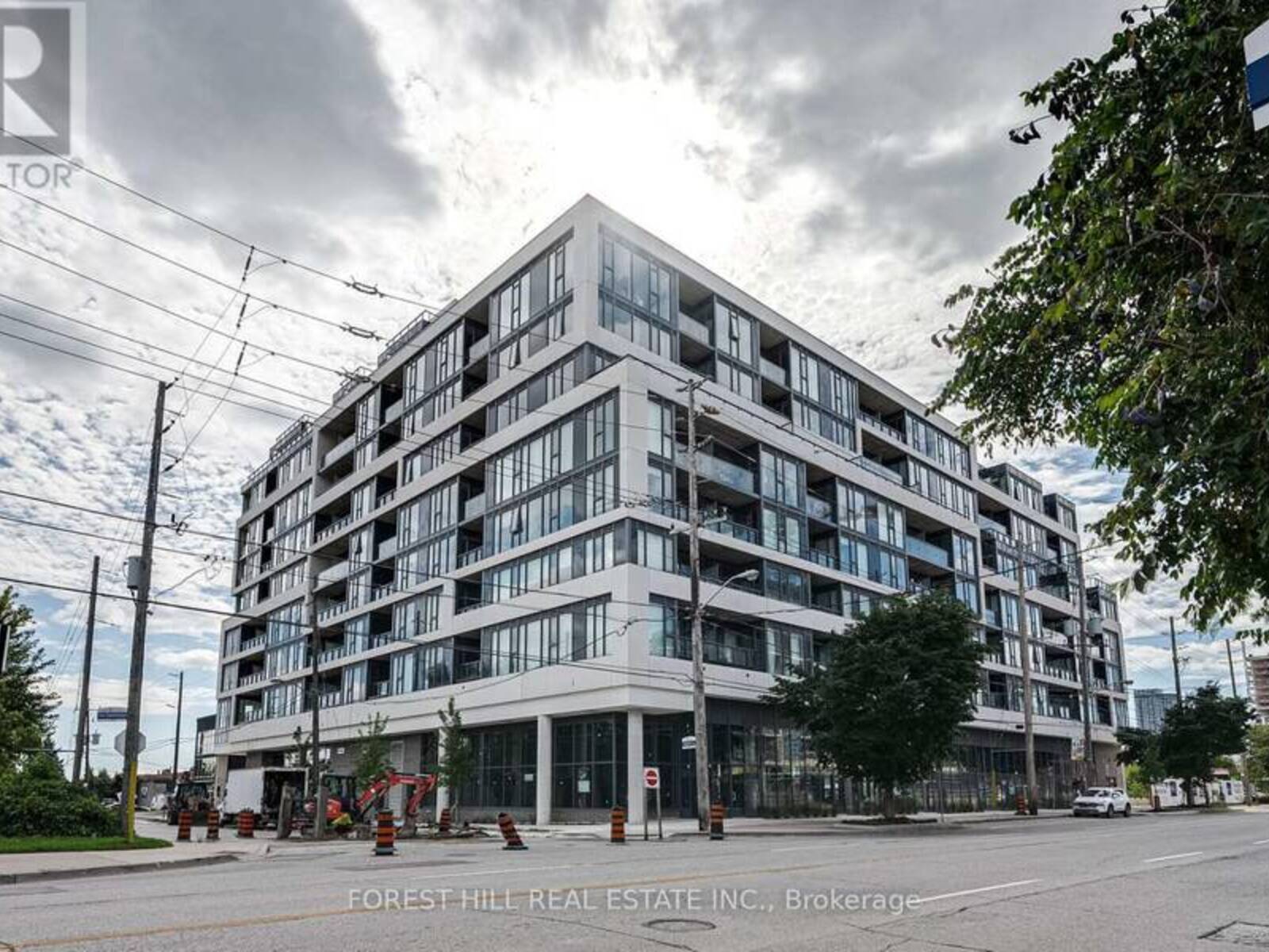 201 - 859 THE QUEENSWAY, Toronto, Ontario M8Z 1N8