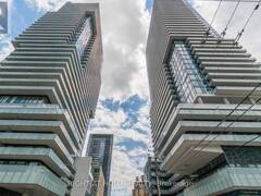 2007 - 161 ROEHAMPTON AVENUE Toronto Ontario, M4P 1P9