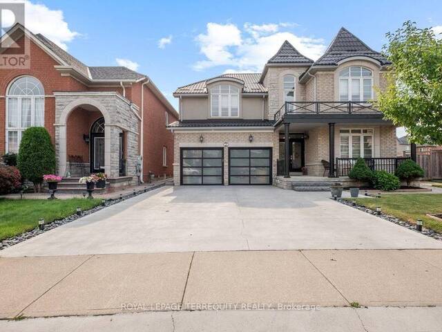 26 REGIS CIRCLE Brampton Ontario, L6P 1Y8