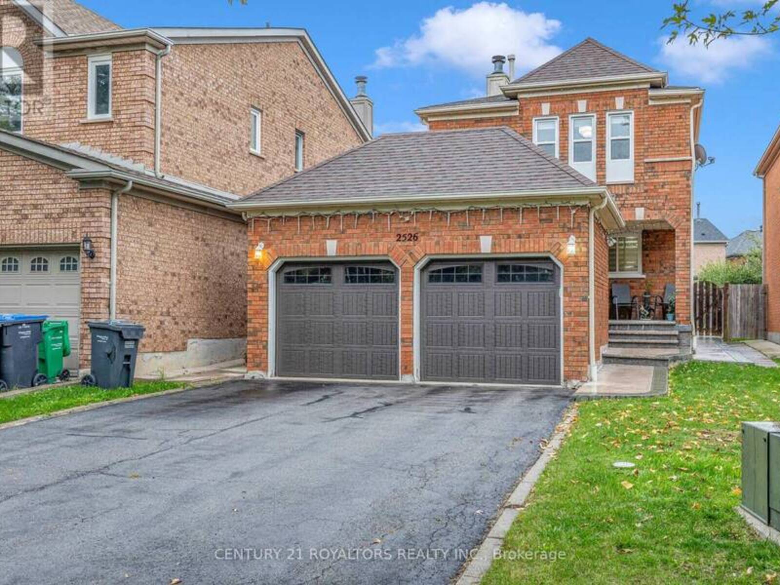 2526 WILLOWBURNE DRIVE, Mississauga, Ontario L5M 5E9