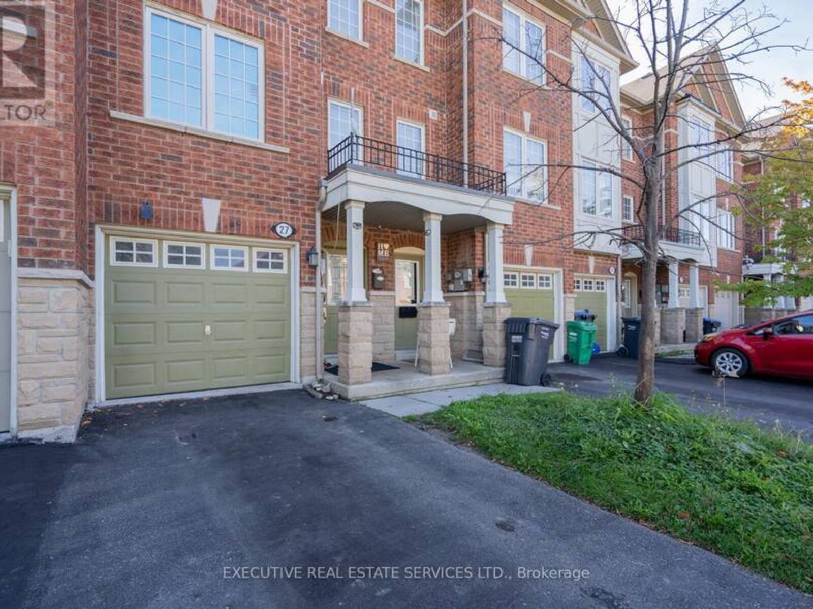 27 DENISON AVENUE W, Brampton, Ontario L6X 0H2