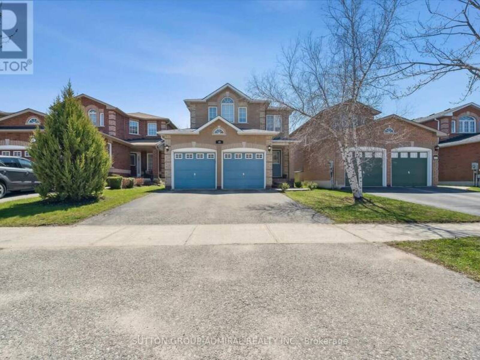 49 CATHERINE DRIVE, Barrie, Ontario L4N 0Y5