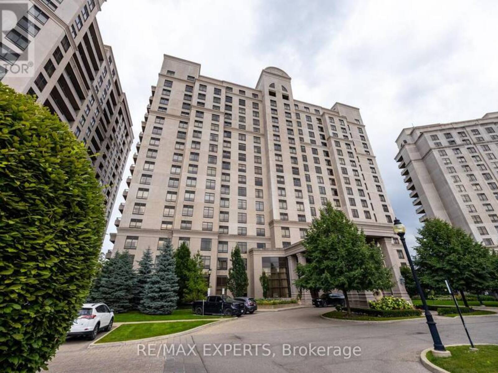 414 - 9245 JANE STREET, Vaughan, Ontario L6A 0J9