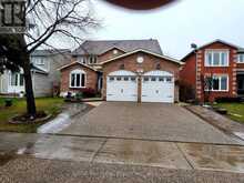 20 SETTLER COURT E | Brampton Ontario | Slide Image Two