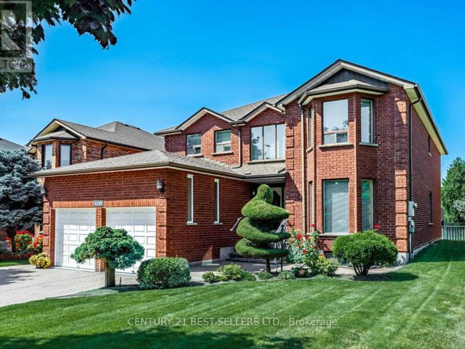 1229 SUGAR MAPLE COURT, Mississauga, Ontario L4W 4P6