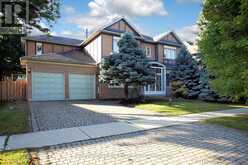 11 SPRINGBROOK DRIVE | Richmond Hill Ontario | Slide Image Thirty