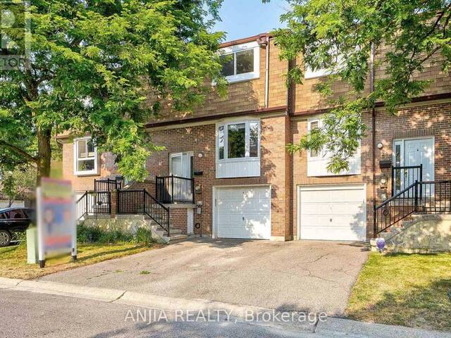 23 - 40 CASTLE ROCK DRIVE Richmond Hill Ontario, L4C 5H5