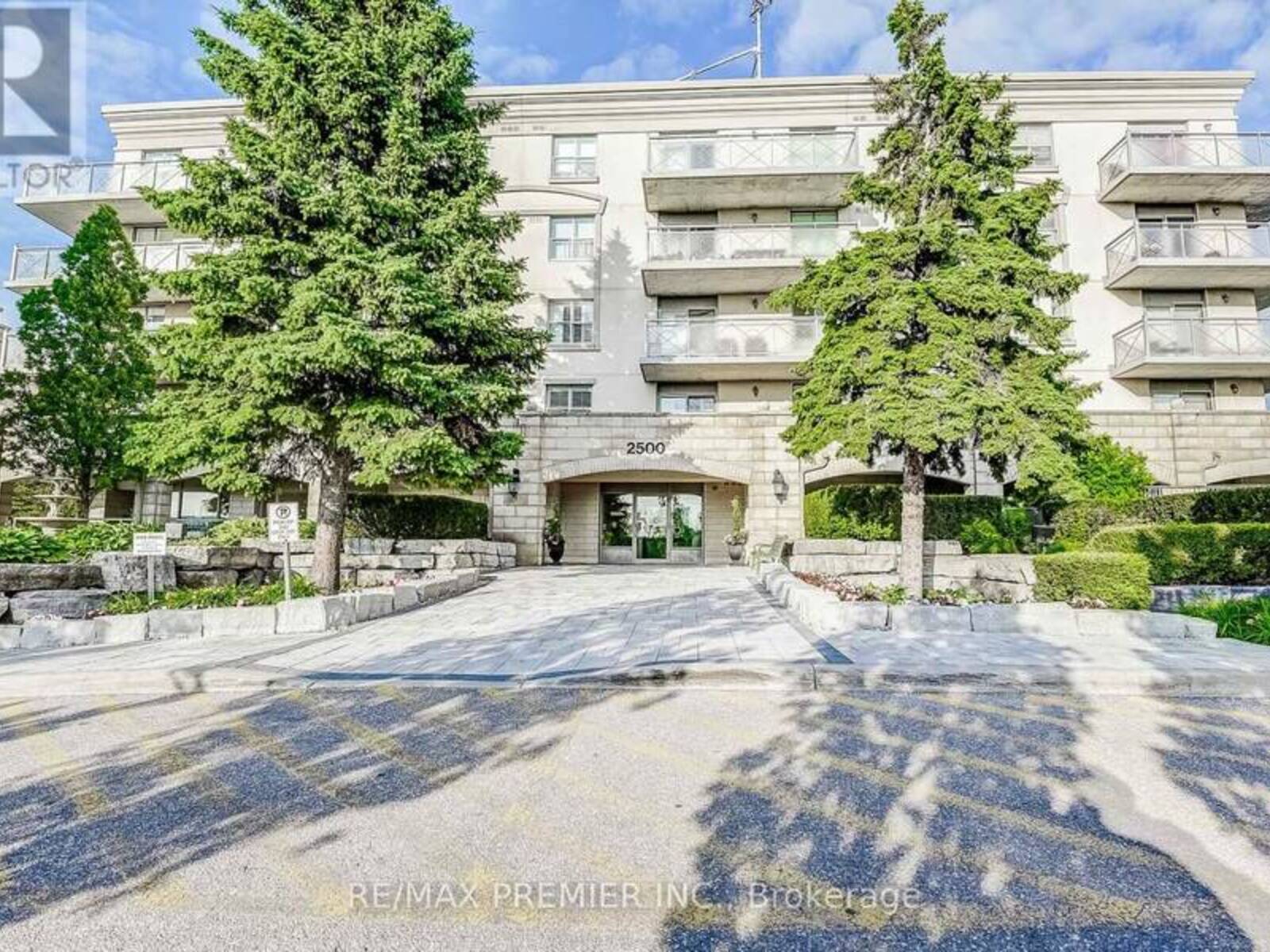 315 - 2500 RUTHERFORD ROAD, Vaughan, Ontario L4K 5N7