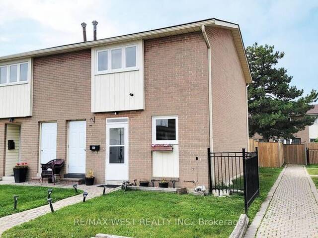 35 - 35 CRAIGLEIGH CRESCENT Brampton Ontario, L6T 2E3