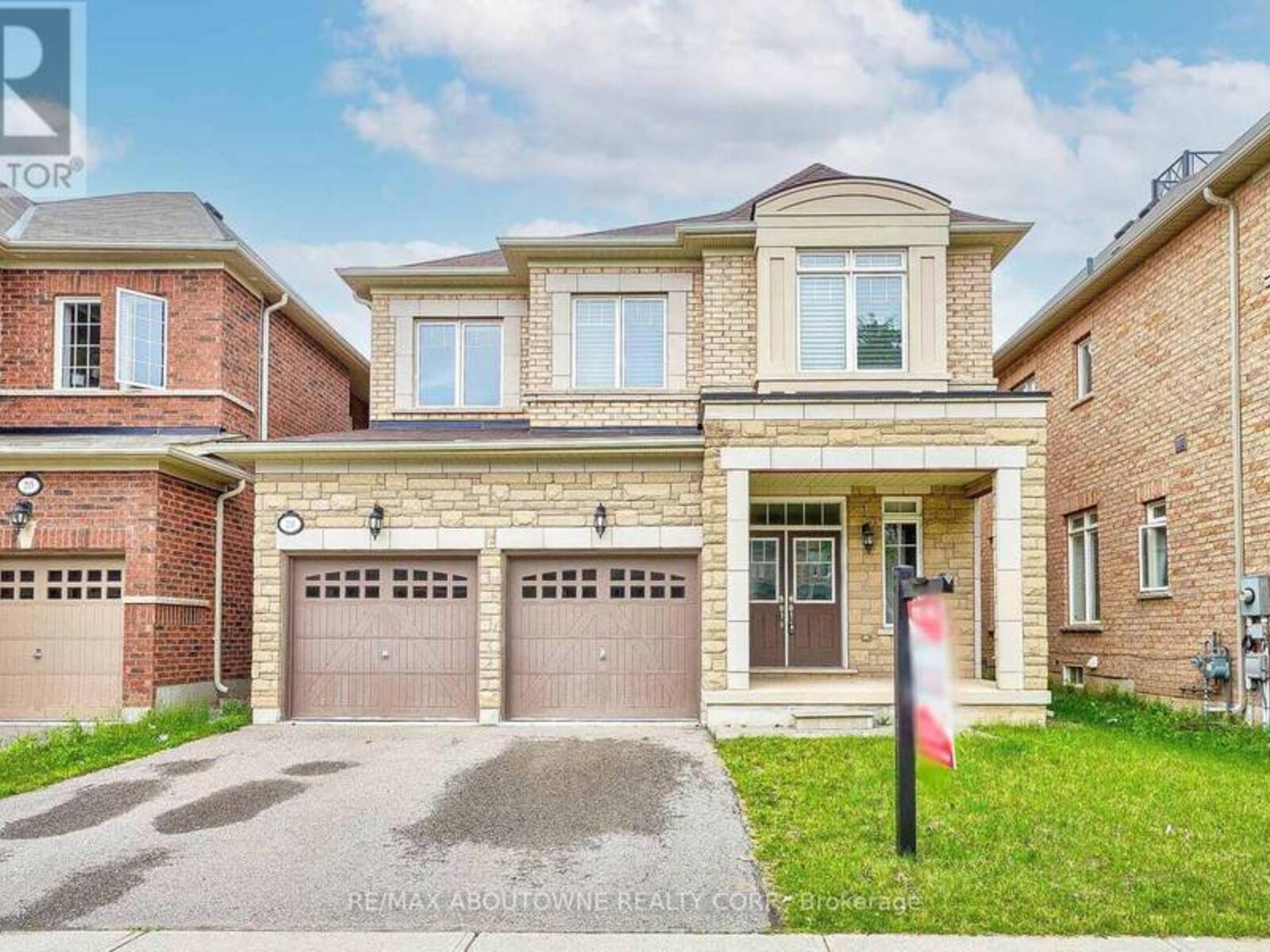 211 SIXTEEN MILE DRIVE, Oakville, Ontario L6M 0T8