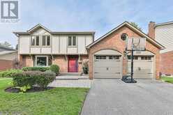 110 SIR LANCELOT DRIVE | Markham Ontario | Slide Image Three