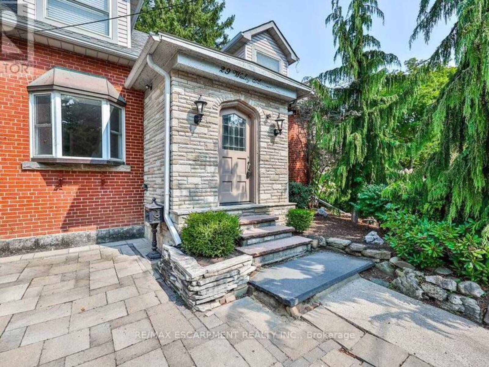 29 WESLEY AVENUE, Mississauga , Ontario L5H 2M6