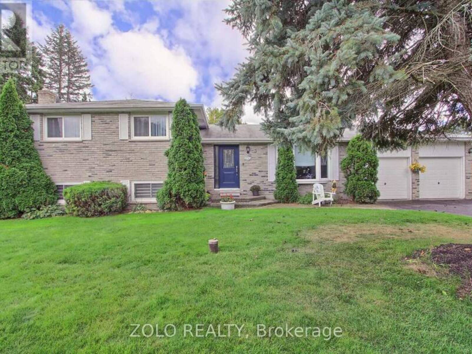 3 LEPARD CRESCENT, East Gwillimbury, Ontario L9N 1G4