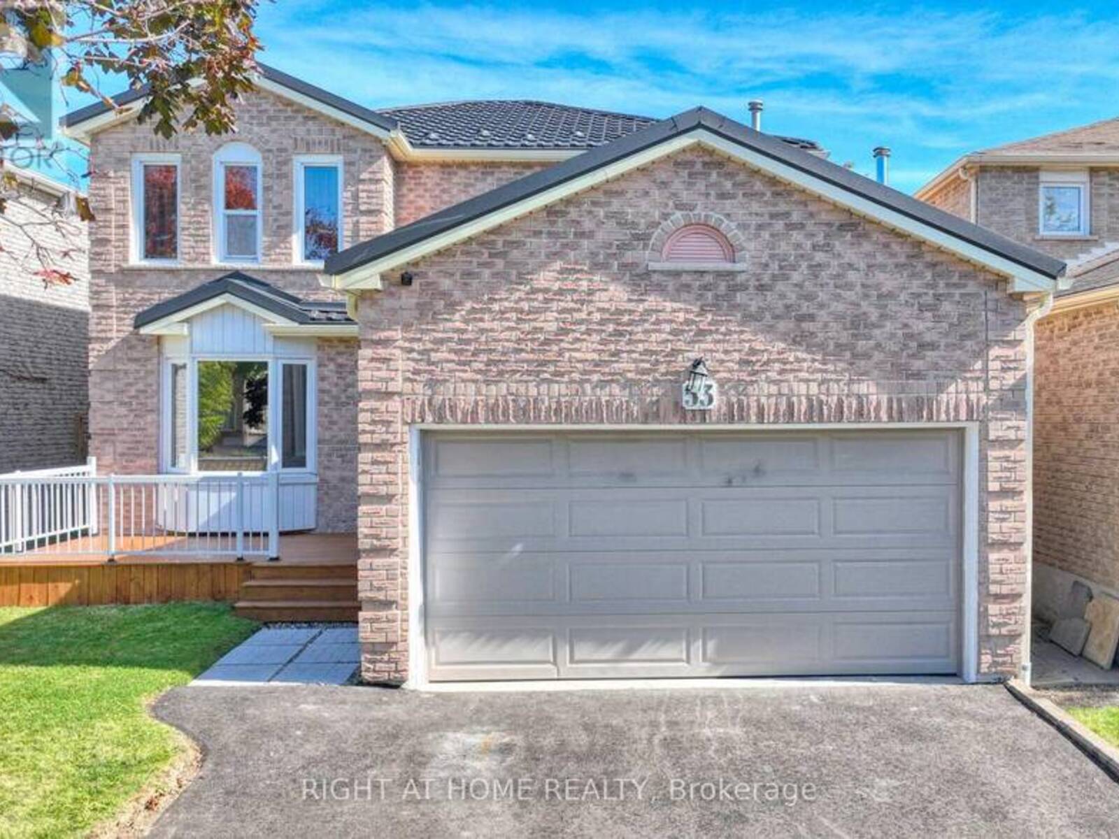 53 DAKIN DRIVE, Ajax, Ontario L1T 2S2