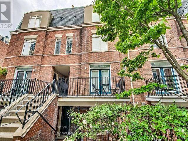 151 - 415 JARVIS STREET Toronto Ontario, M4Y 3C1