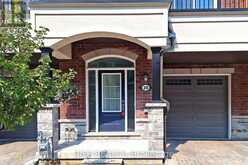 20 DEEP RIVER LANE | Richmond Hill Ontario | Slide Image Three