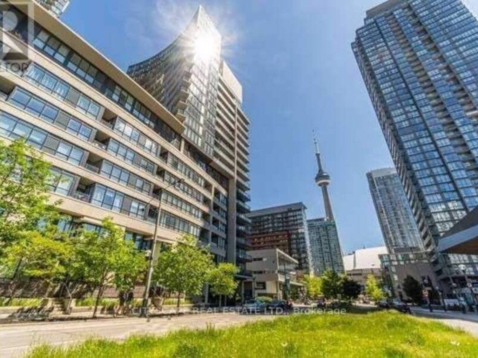 233 - 8 TELEGRAM MEWS, Toronto, Ontario M5V 3Z5