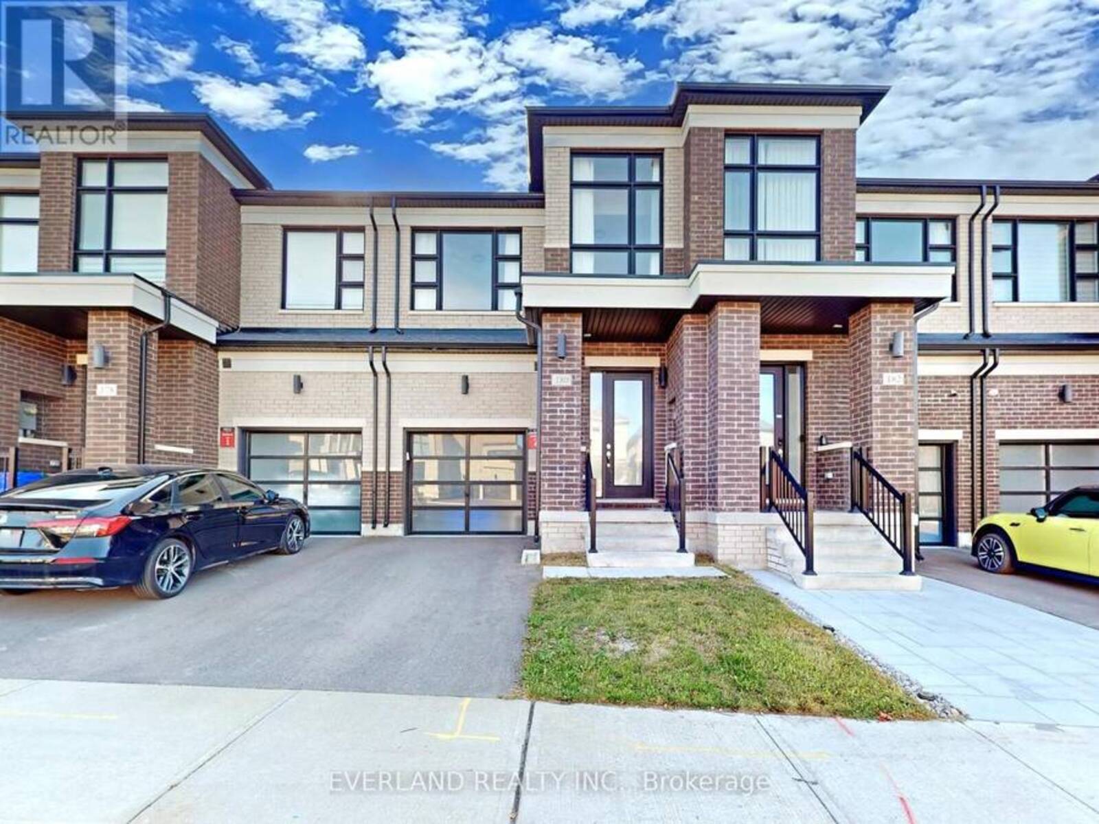 180 BAWDEN DRIVE, Richmond Hill, Ontario L4S 0M2