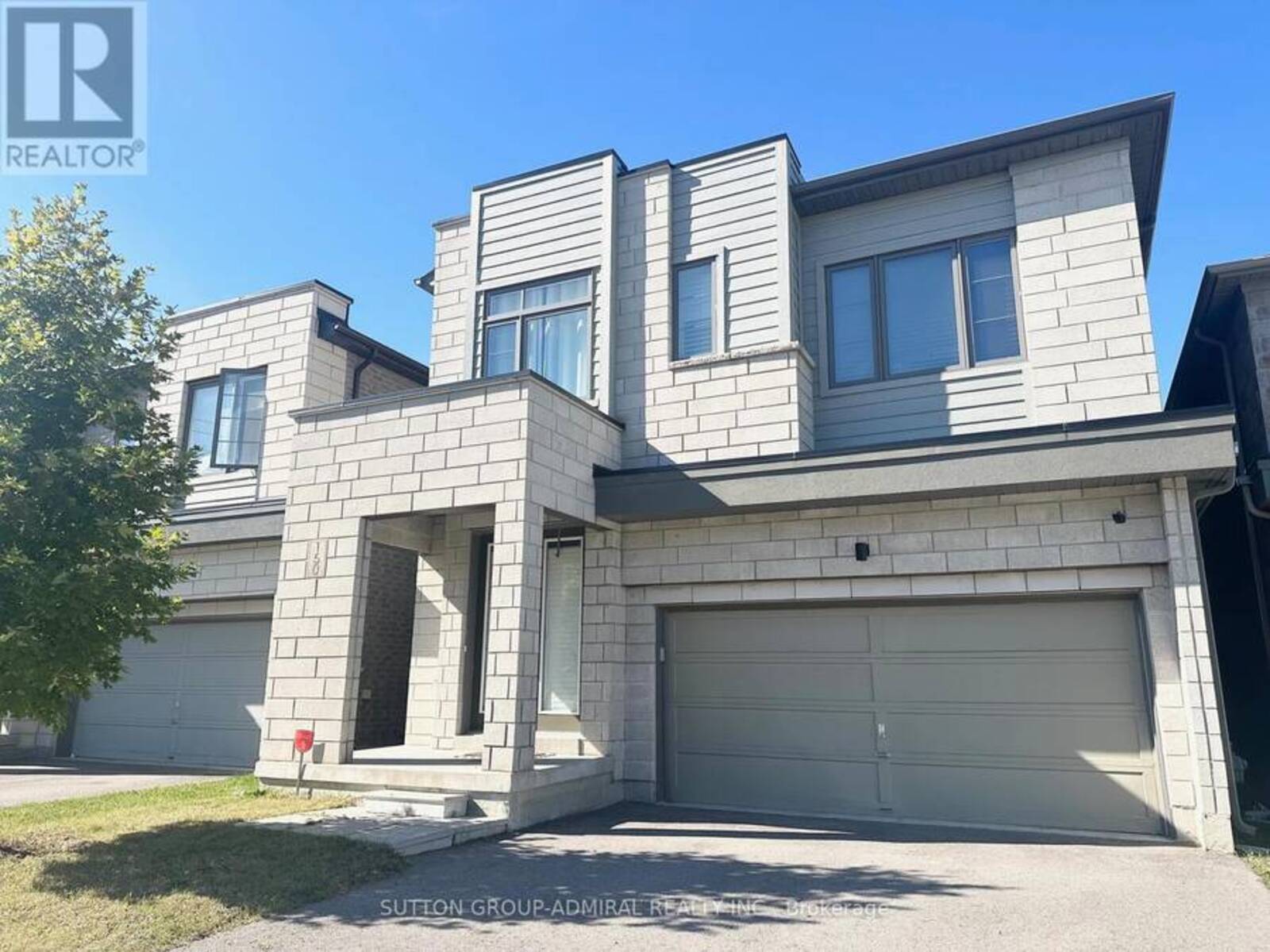 150 VANTAGE LOOP, Newmarket, Ontario L3K 0K8