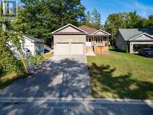 81 52ND STREET | Wasaga Beach Ontario | Slide Image One