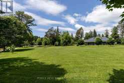 5 PRESCOTT CRESCENT | Bracebridge Ontario | Slide Image Ten