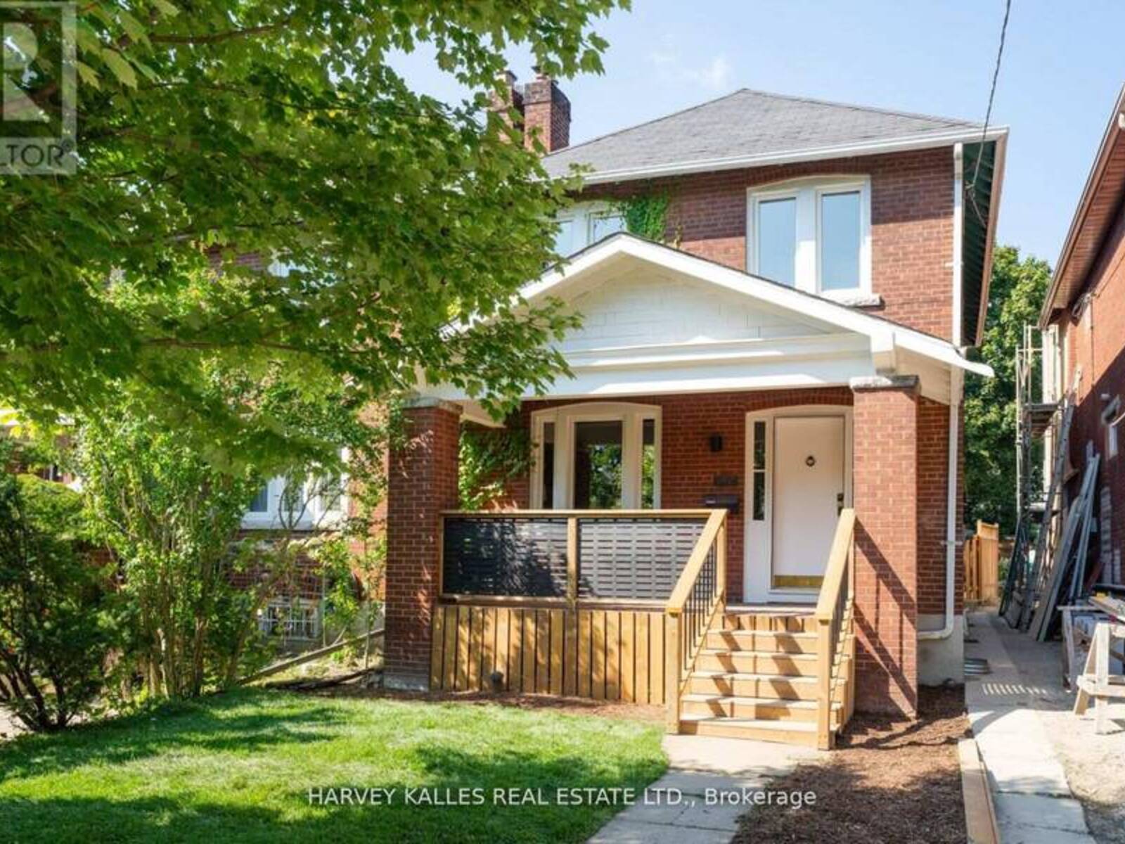 148 ROSELAWN AVENUE, Toronto, Ontario M4R 1E6