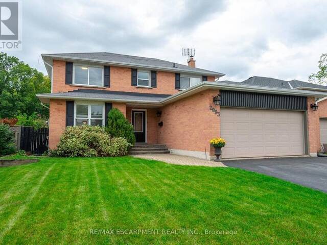 2083 EDGEBANK COURT Burlington Ontario, L7M 2S8