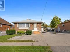 378 ELMGROVE AVENUE Oshawa Ontario, L1J 2C5