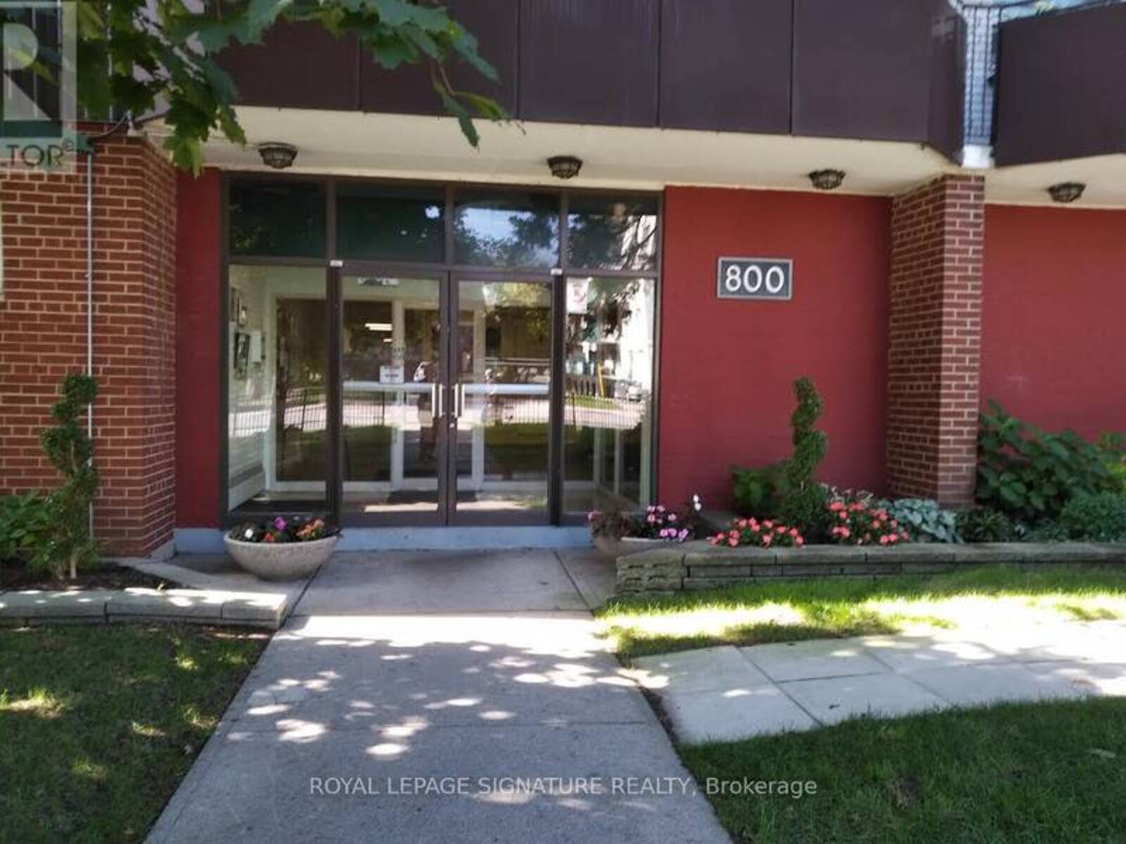 210 - 800 KENNEDY ROAD, Toronto, Ontario M1K 2C9