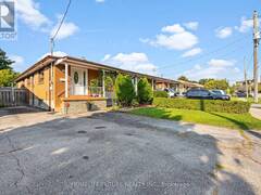 122 FENSIDE DRIVE Toronto Ontario, M3A 2V8