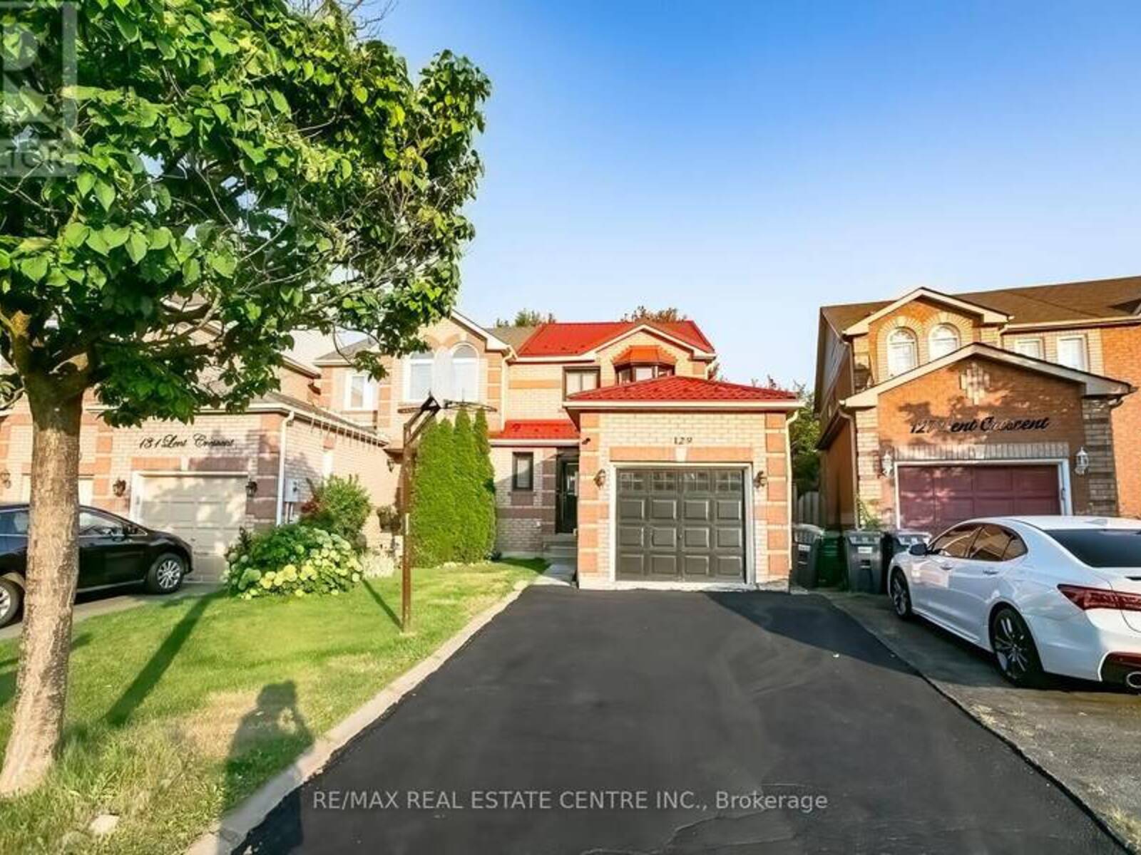 129 LENT CRESCENT, Brampton, Ontario L6Y 5E6