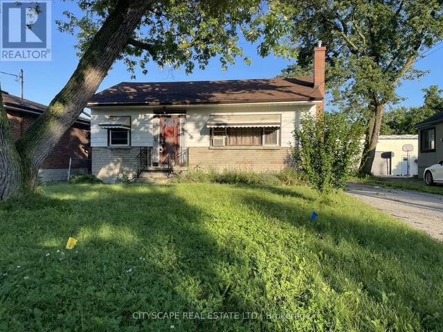 406 MARF AVENUE Mississauga Ontario, L5G 1T3