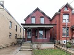 283 EMERALD STREET N Hamilton Ontario, L8L 5L2