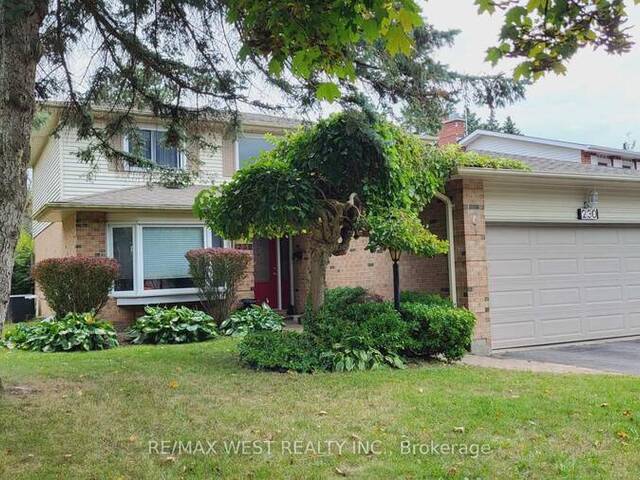 230 BROWNING TRAIL Barrie Ontario, L4N 5J7