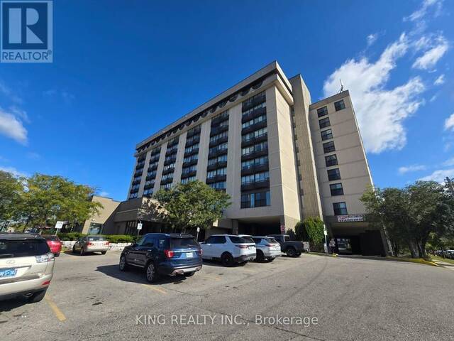 829 - 2737 KEELE STREET Toronto Ontario, M3M 2E9