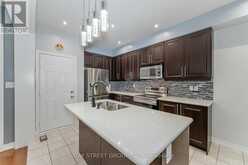 31 ASTER DRIVE | Vaughan Ontario | Slide Image Nine