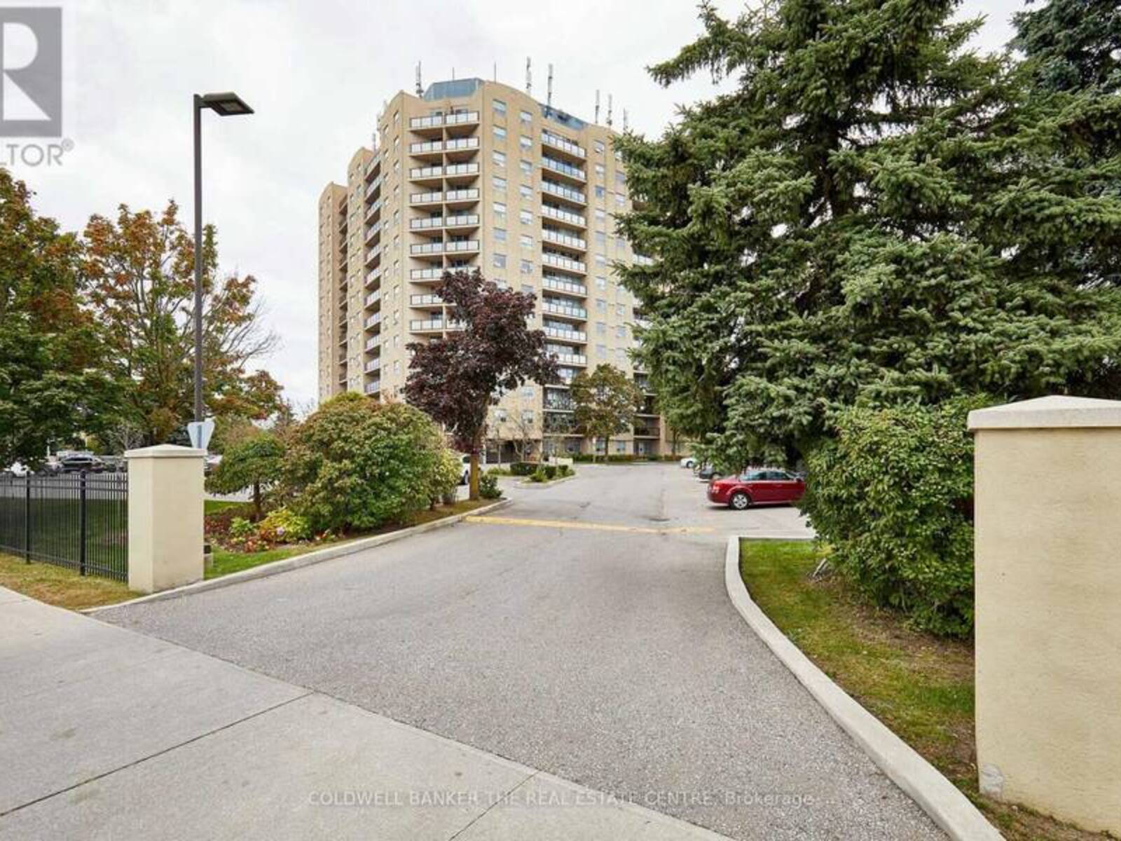 401 - 2 WESTNEY ROAD N, Ajax, Ontario L1T 3H3