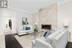 114 WOOD LANE | Richmond Hill Ontario | Slide Image Nine