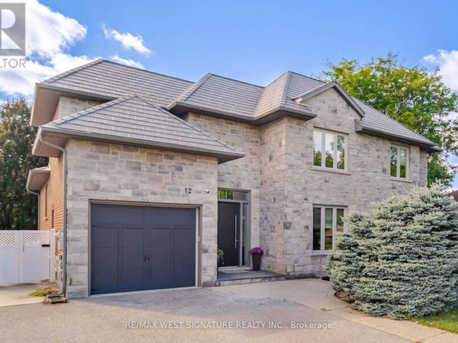 12 GOSLING ROAD, Vaughan, Ontario L6A 1E2