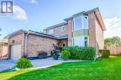 74 ATTRIDGE DRIVE | Aurora Ontario | Slide Image Forty