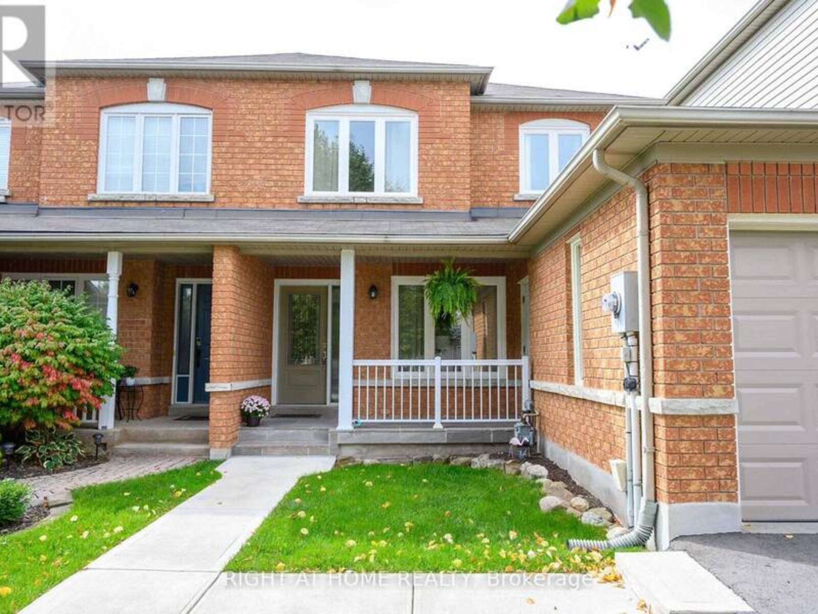 2960 GLOVER LANE, Burlington, Ontario L7M 4K6