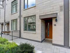 TH16 - 270 DAVENPORT ROAD Toronto Ontario, M5R 0C1